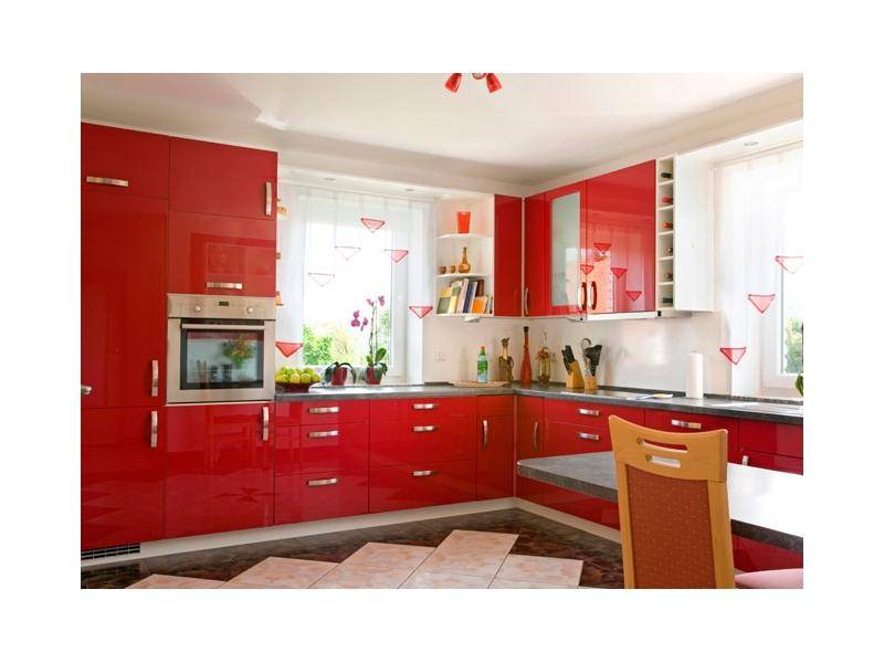 кухня угловая-10 с фасадами из пластика в Нижневартовске