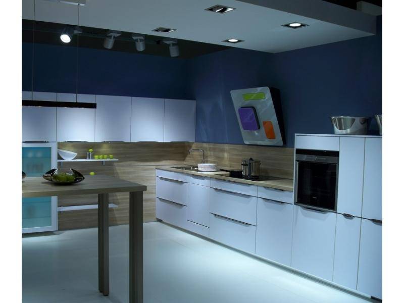 кухонный гарнитур угловой модена в Нижневартовске