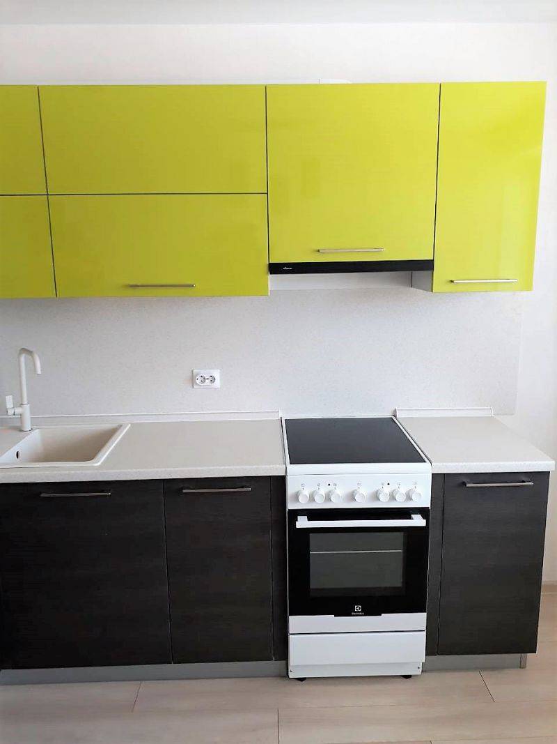 кухня с пленочным фасадом в Нижневартовске