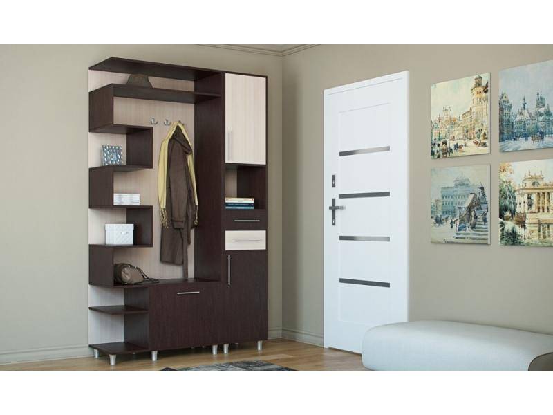 прихожая аттика с открытой вешалкой в Нижневартовске