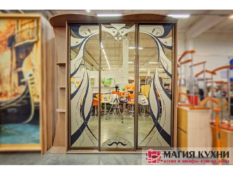 красивый шкаф-купе в Нижневартовске