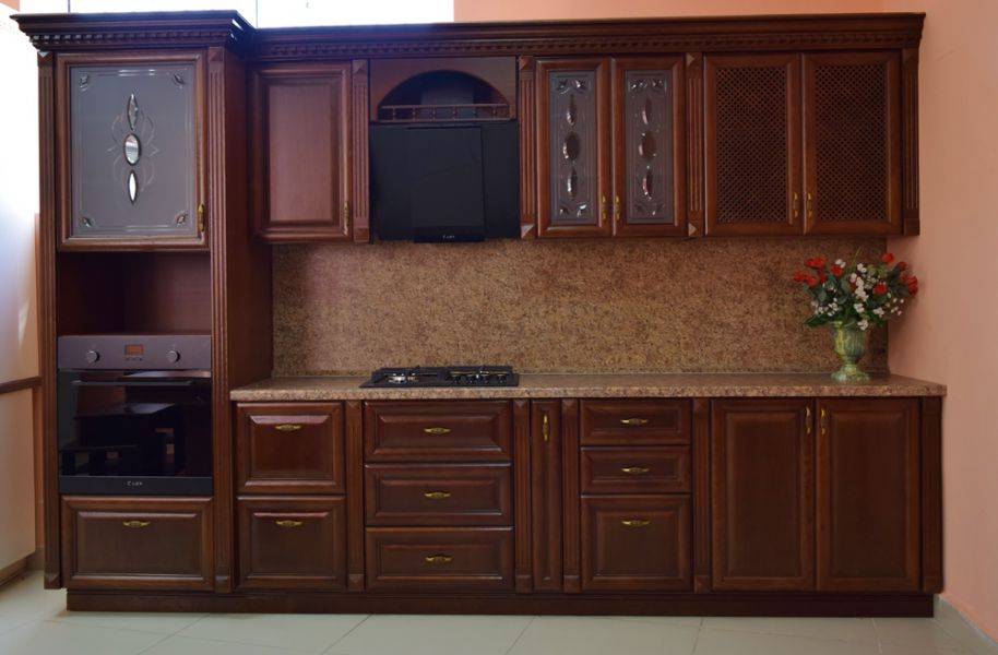 классическая прямая кухня каштан в Нижневартовске