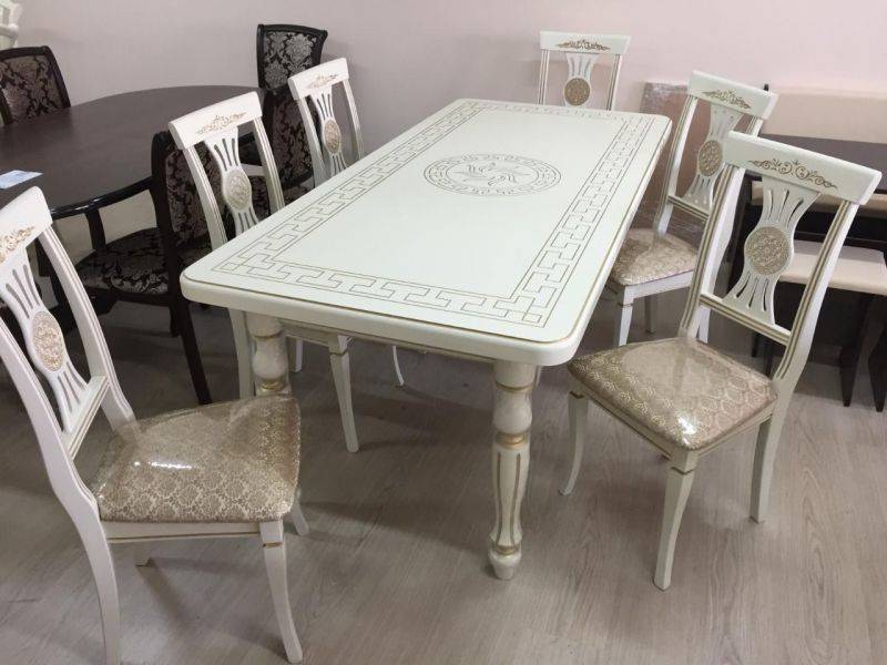 обеденная группа стол и стулья в Нижневартовске