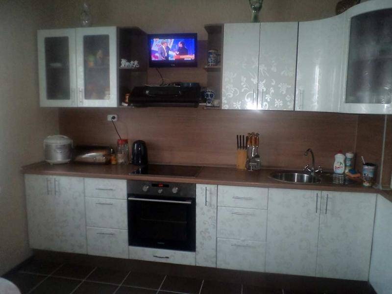 кухня светлая прямая в Нижневартовске