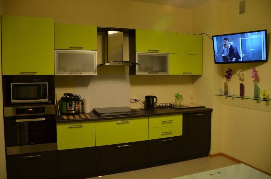 компактная прямая кухня в Нижневартовске