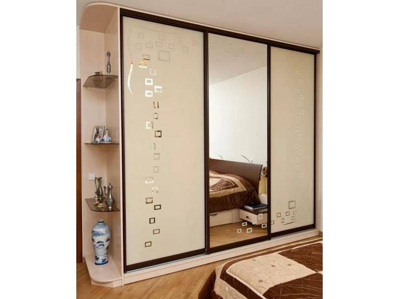 красивый шкаф-купе в Нижневартовске