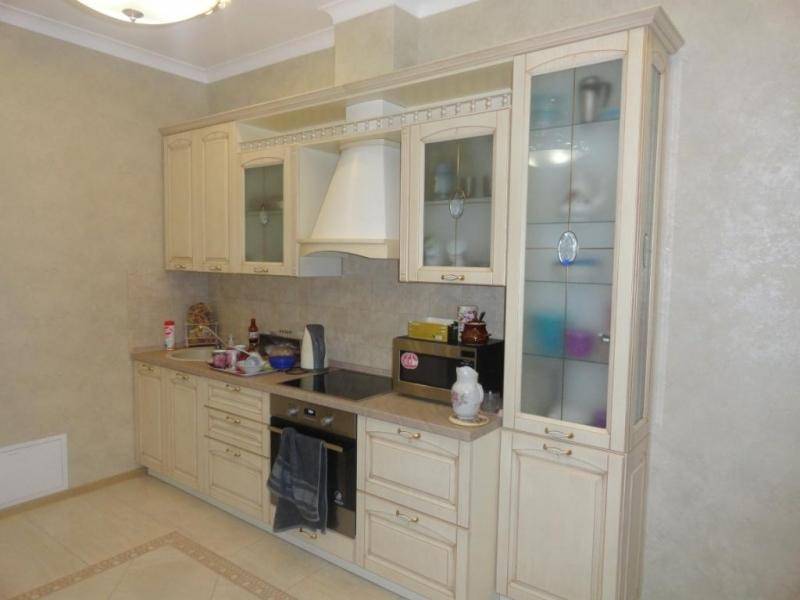 кухонный гарнитур под индивидуальный заказ в Нижневартовске