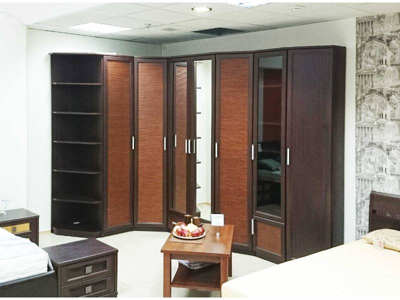 шкаф угловой в Нижневартовске