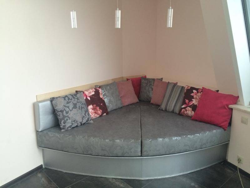 полукруглый диван в Нижневартовске