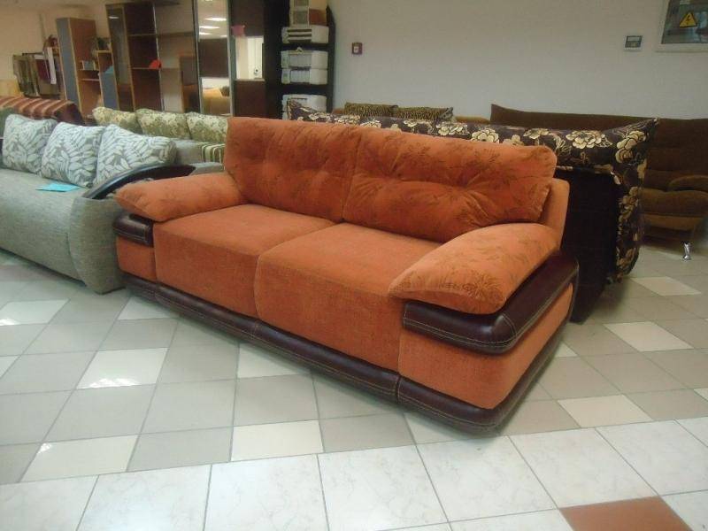 диван прямой в Нижневартовске