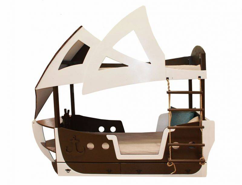 домик кроватка корабль из массива березы в Нижневартовске