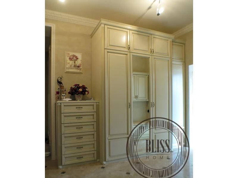 светлая прихожая в Нижневартовске