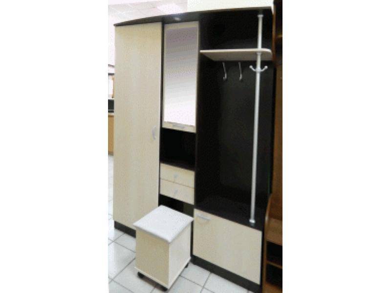 прихожая салют-3 в Нижневартовске