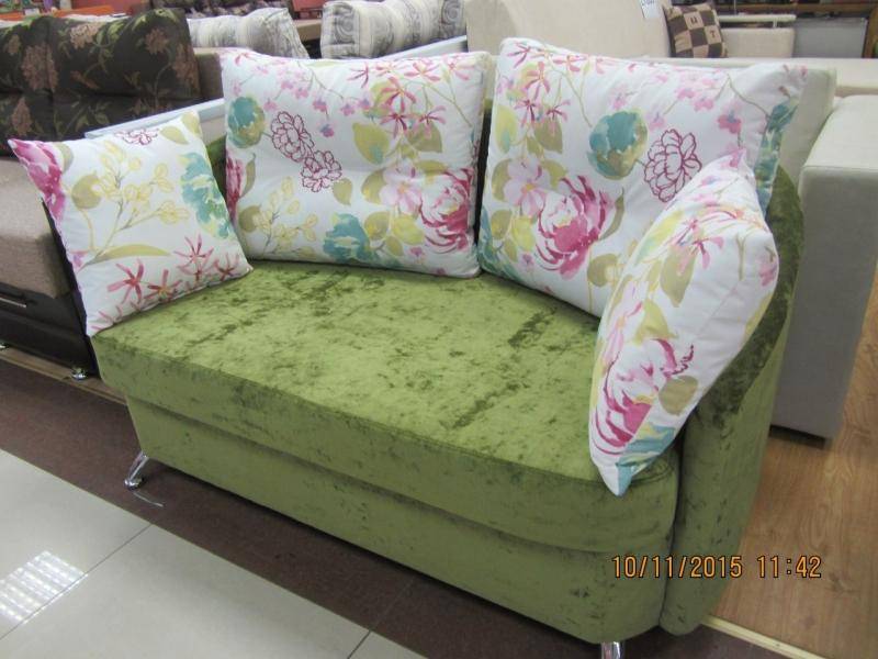 маленький диван с подушками морфей в Нижневартовске