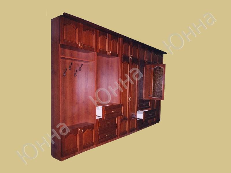 вместительная стенка в прихожую в Нижневартовске