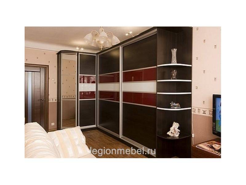 хороший угловой шкаф в Нижневартовске