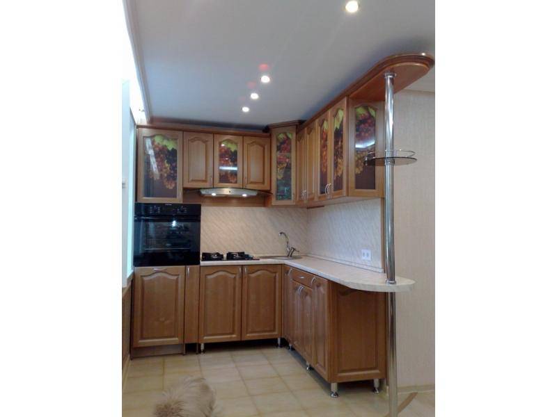 кухонный гарнитур угловой в Нижневартовске