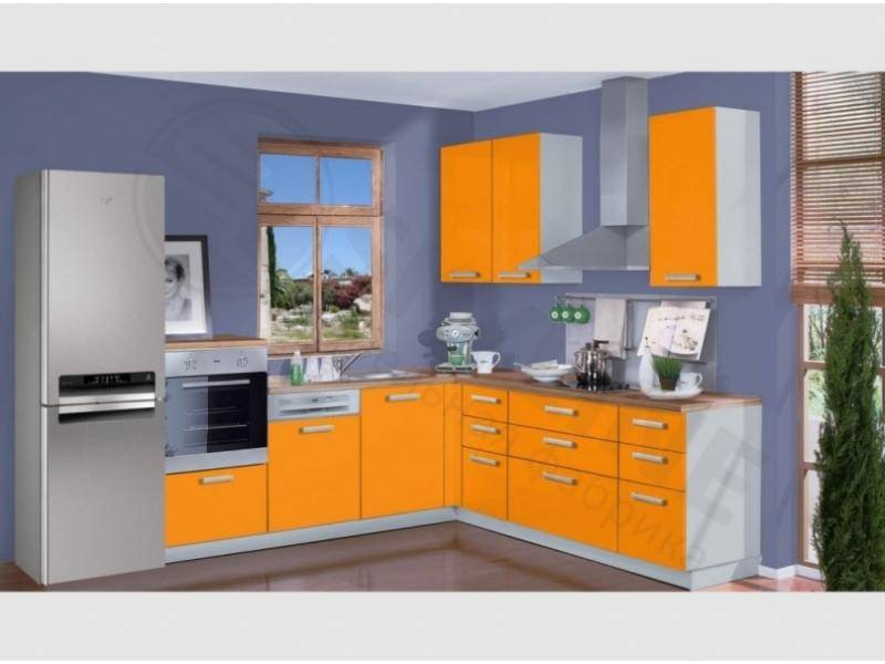 оранжевая угловая кухня миксколор в Нижневартовске
