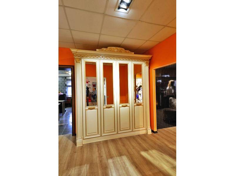 шкаф нике аворио в Нижневартовске