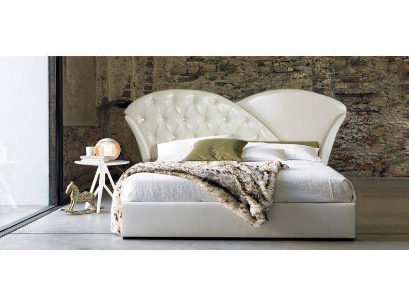 большая изысканная кровать реджина в Нижневартовске