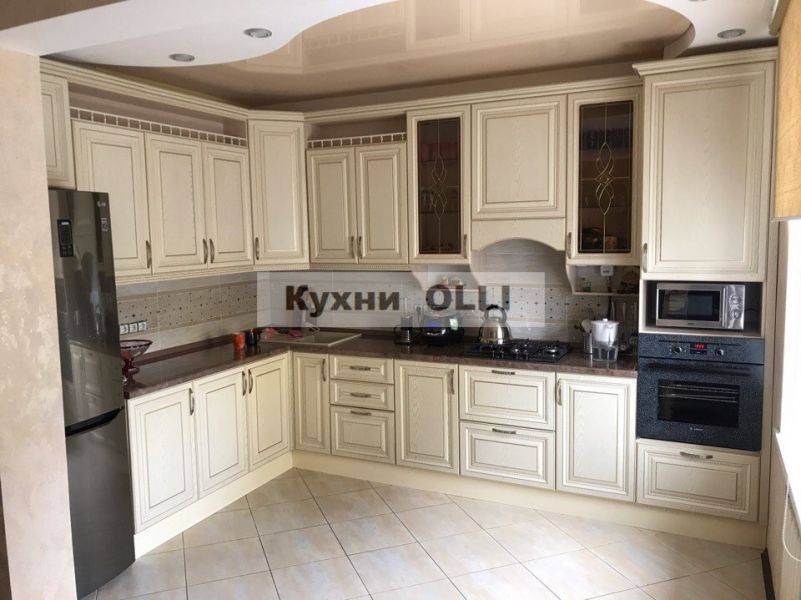 кухня в классическом стиле в Нижневартовске