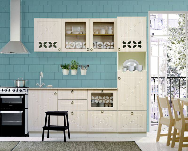 кухня со шкафом-пеналом прованс в Нижневартовске