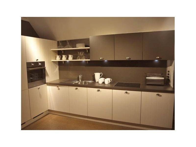 угловая кухня в Нижневартовске