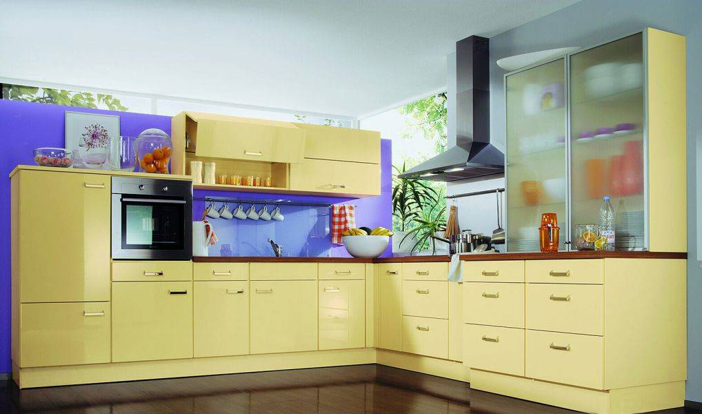 угловая кухня 12 в Нижневартовске