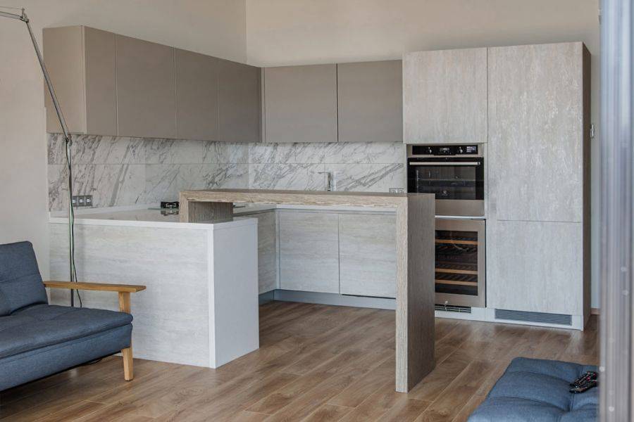 кухня в бежевой гамме в Нижневартовске