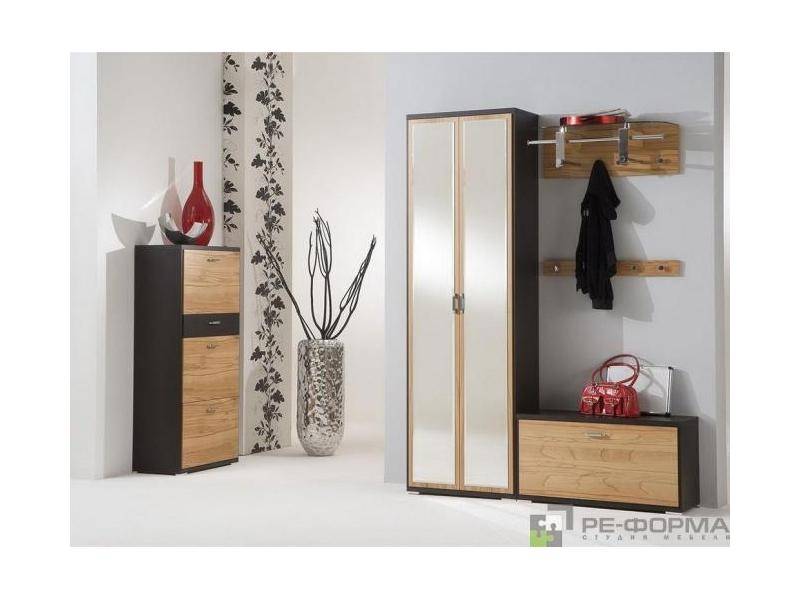 прихожая 50 в Нижневартовске