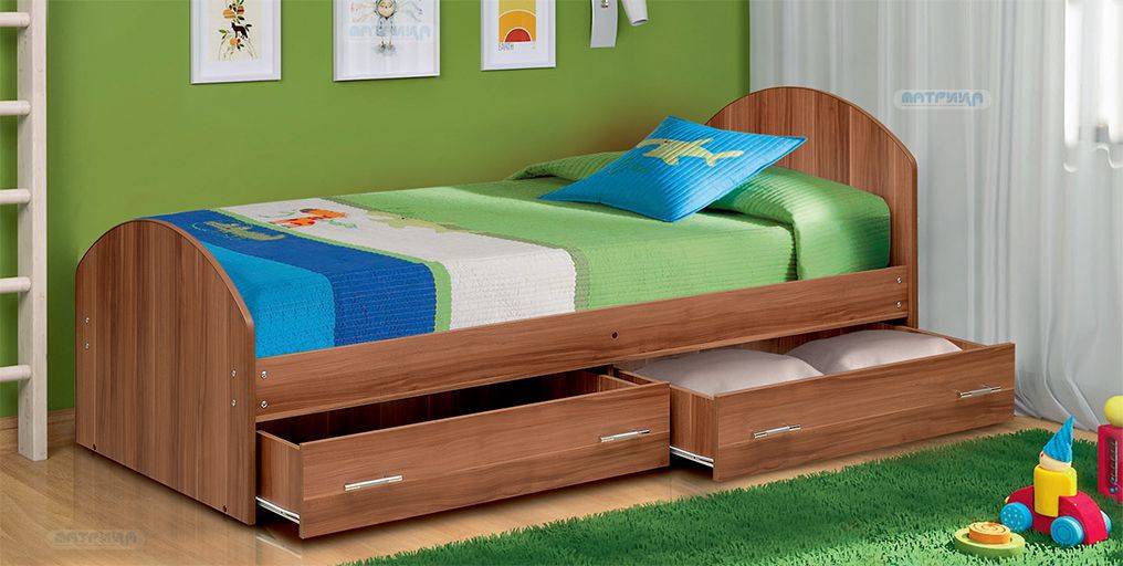 детская кровать с ящиками в Нижневартовске