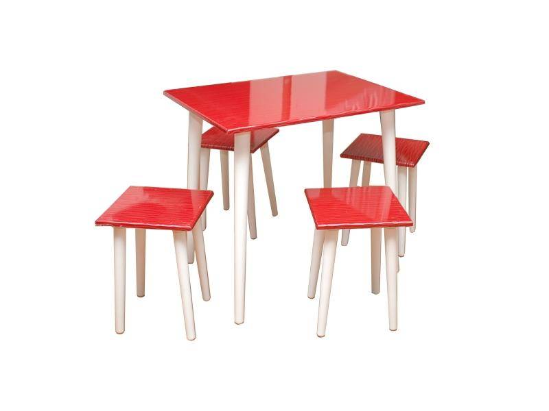 стол кухонный и табуреты в Нижневартовске