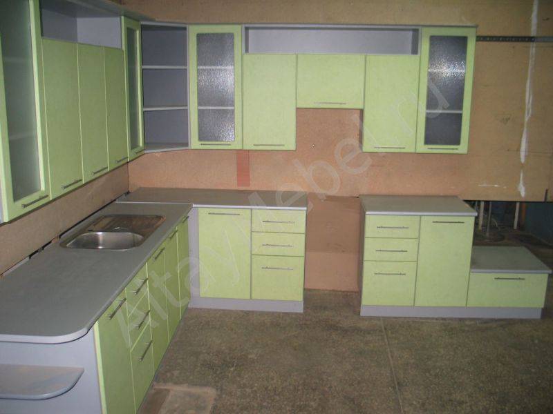 угловая кухня в Нижневартовске