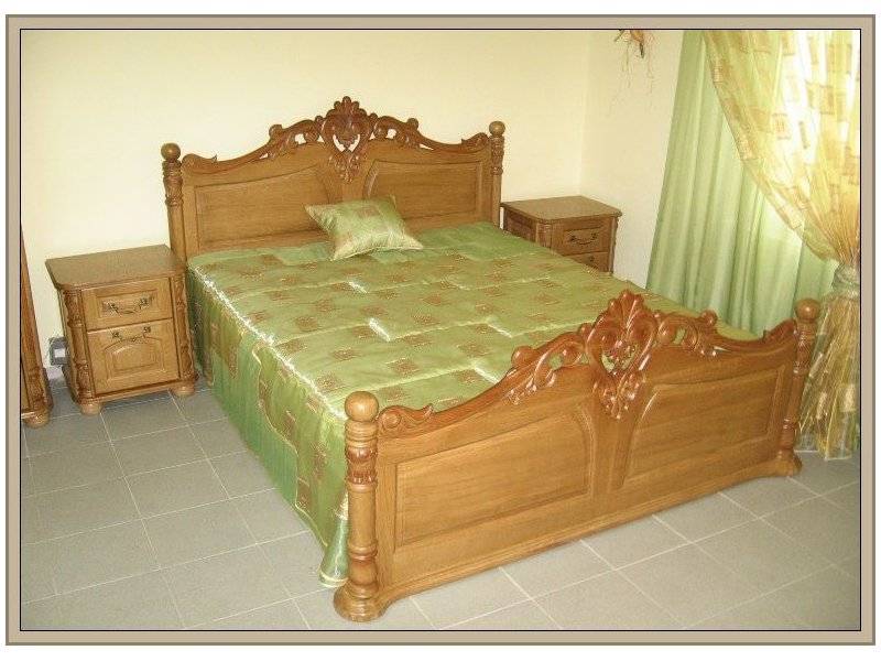 резная деревянная кровать в Нижневартовске