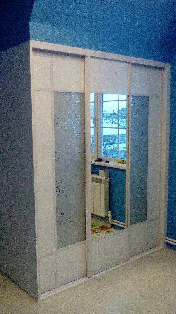 светлый шкаф-купе в Нижневартовске