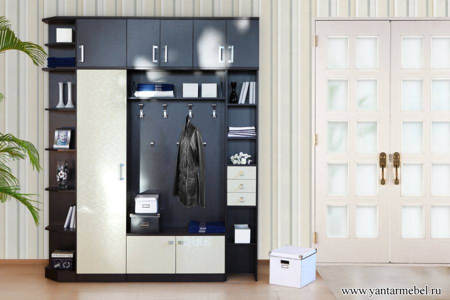 прихожая сара с новым фасадом в Нижневартовске