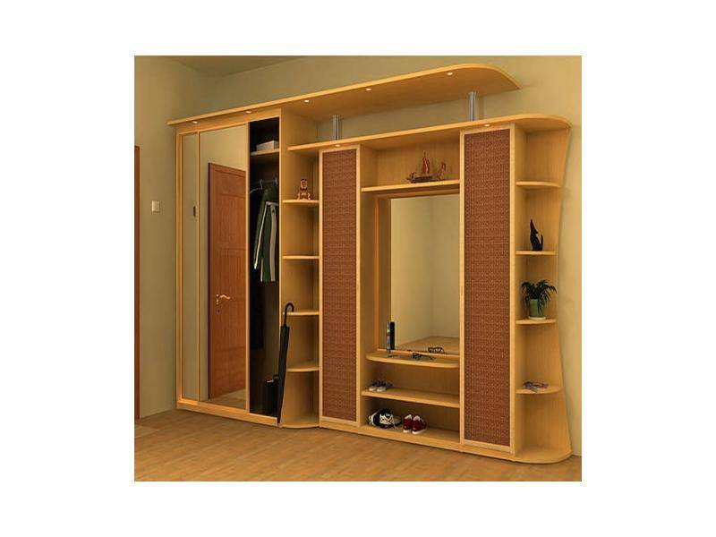 большая прямая прихожая с зеркалами в Нижневартовске