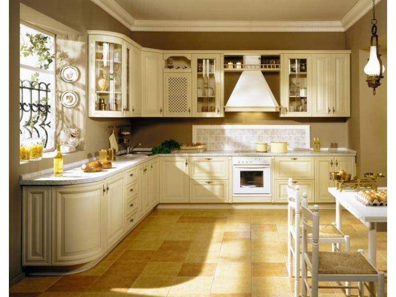 угловая красивая кухня в Нижневартовске