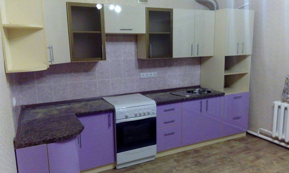 угловая комбинированная кухня в Нижневартовске