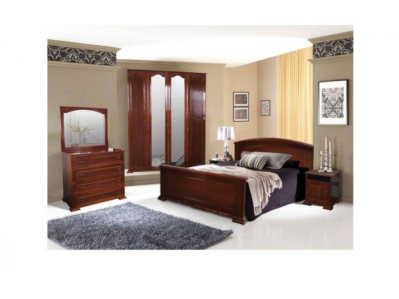 спальный гарнитур массив в Нижневартовске