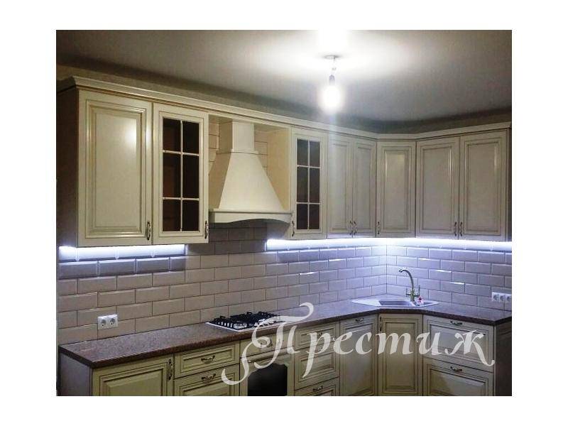 кухня из массива дерева emiliia в Нижневартовске