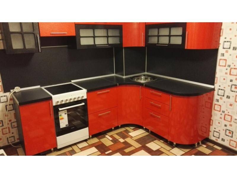 новый кухонный гарнитур в Нижневартовске