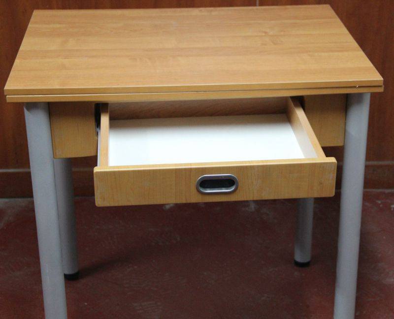 стол раскладной пранзо с ящиком в Нижневартовске