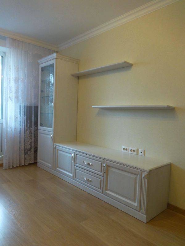 белая мебель для гостиной в Нижневартовске