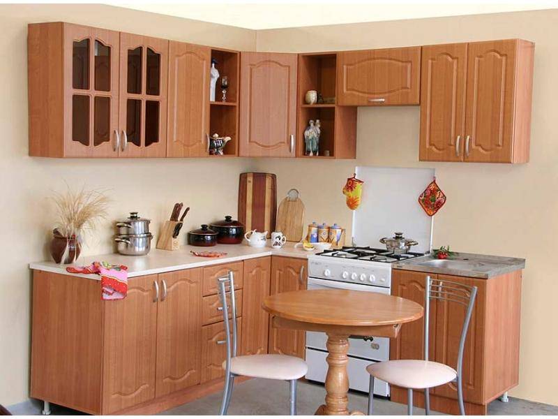 кухонный гарнитур угловой массив-2 в Нижневартовске