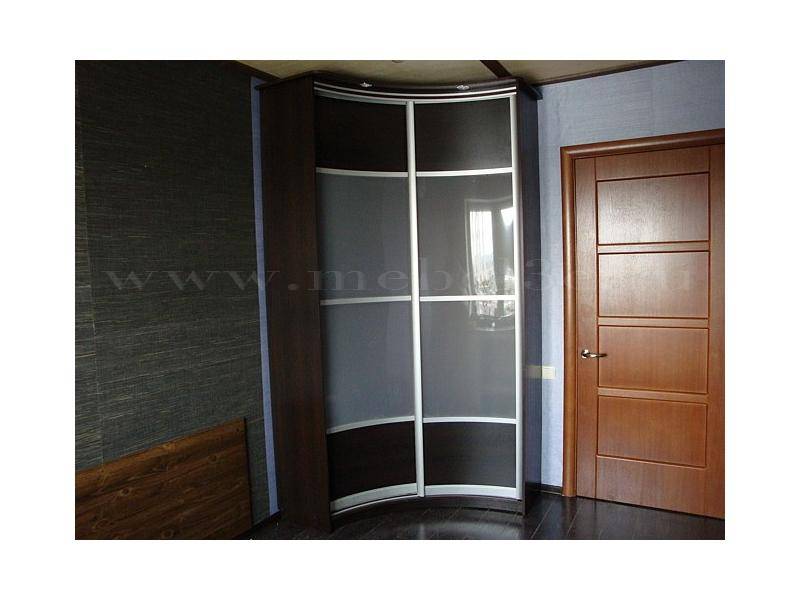 вогнутый шкаф купе с акрилом и пластиком в Нижневартовске