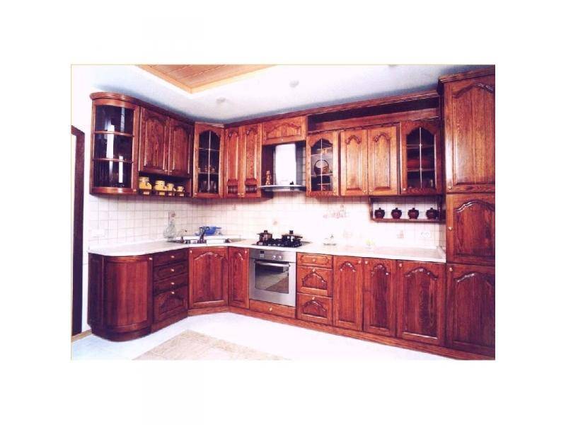 кухонный гарнитур угловой массив в Нижневартовске