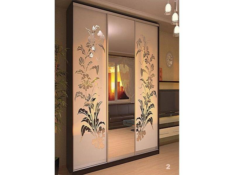 шкаф-купе с пескоструйным рисунком в Нижневартовске