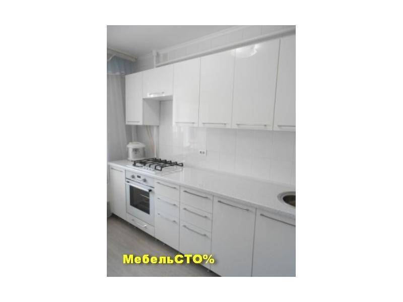 кухня глянцевая с акриловым фасадом в Нижневартовске