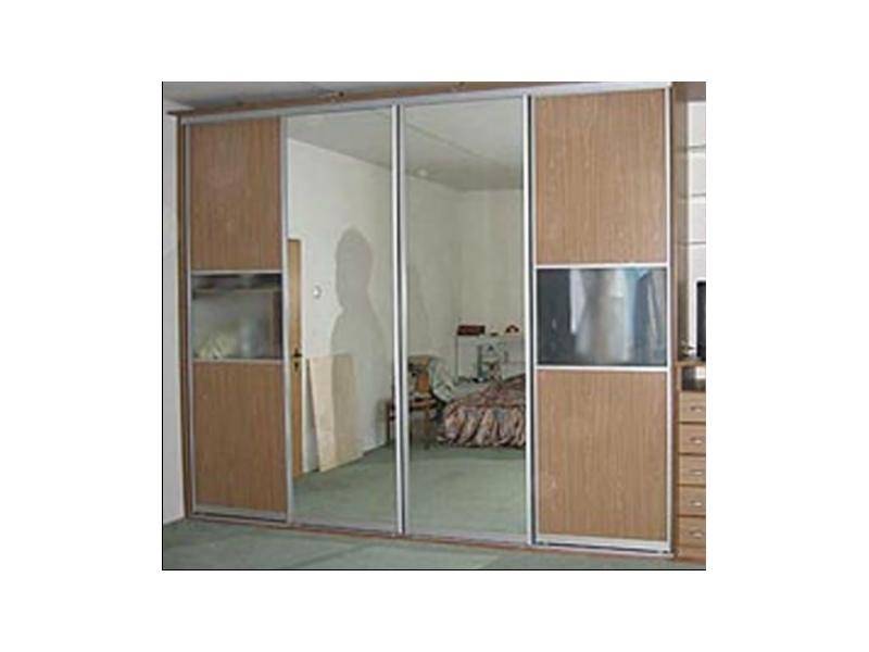 вместительный шкаф-купе в Нижневартовске